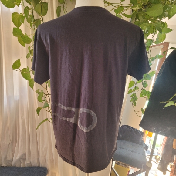NWOT Snap on tools Graphic Black tee  size L - Picture 3 of 5